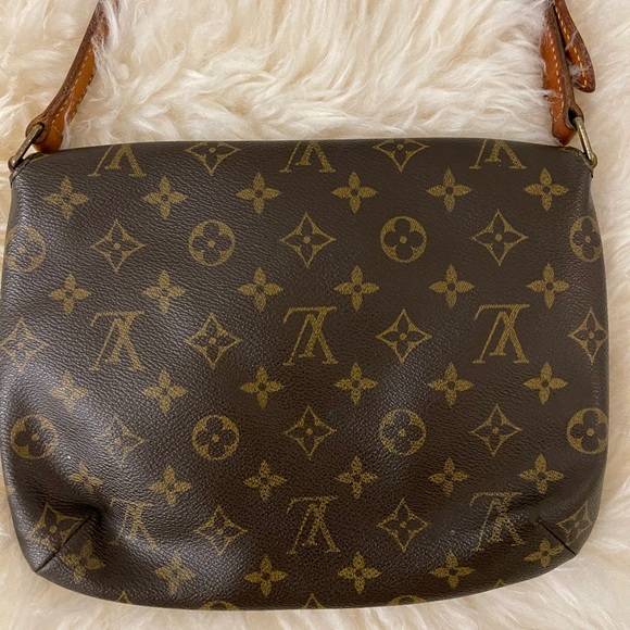 ❌❌SOLD❌❌Louis Vuitton Musette Tango Shoulder bag - Picture 7 of 11